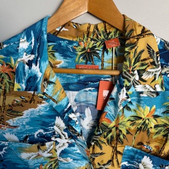 NEW Relax Tommy Bahama Women's Short Sleeve Tropical Beach Scene Camp Shirt L‎ - Picture 4 of 16